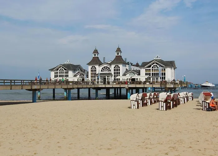 Haus Mit Seeblick, Gratis Nutzung Vom Ahoi Erlebnisbad Und Sauna In - Faehrhaus Nr 14 Feriehus