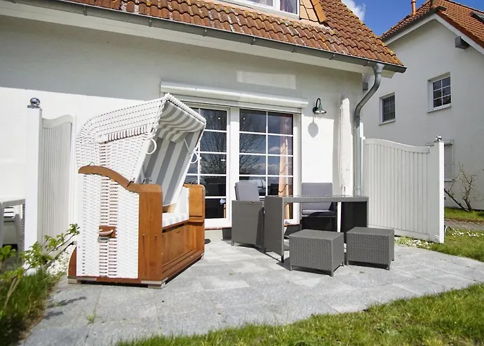 Feriehus Haus Mit Seeblick, Gratis Nutzung Vom Ahoi Erlebnisbad Und Sauna In - Faehrhaus Nr 14