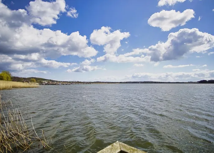 Haus Mit Seeblick, Gratis Nutzung Vom Ahoi Erlebnisbad Und Sauna In - Faehrhaus Nr 14 Feriehus