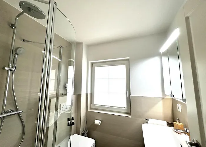 Haus Mit Seeblick, Gratis Nutzung Vom Ahoi Erlebnisbad Und Sauna In - Faehrhaus Nr 14 Feriehus Sellin (Rugen)